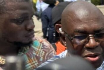 Dépôt des candidatures à la présidentielle : Dr Faya Milimouno s’est inscrit 