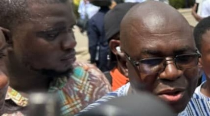 Dépôt des candidatures à la présidentielle : Dr Faya Milimouno s’est inscrit