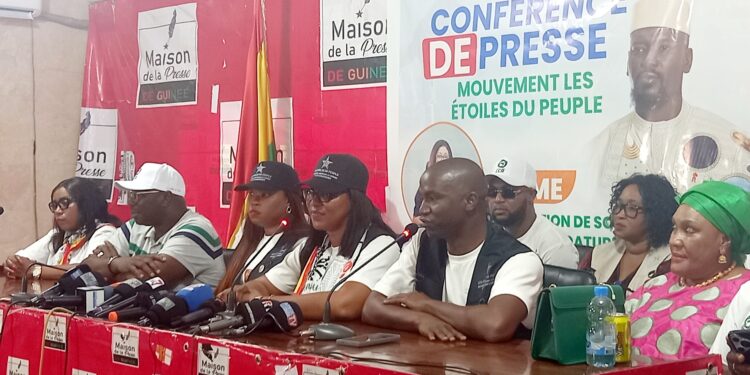 Le Mouvement les Étoiles du Peuple félicite Mamadi Doumbouya pour sa candidature déposée