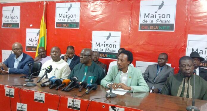 Manœuvres contre le multipartisme : Dr Faya Milimouno alerte 